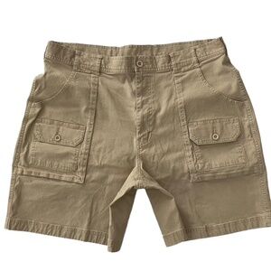 L.L. Bean Men’s Khaki Cargo Shorts SIZE 38 Waist
